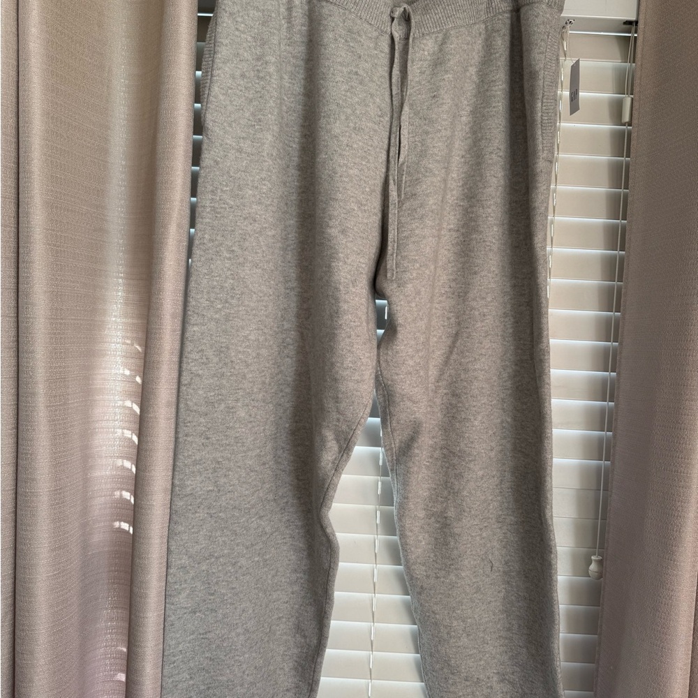 GAP Men's Light Gray Joggers